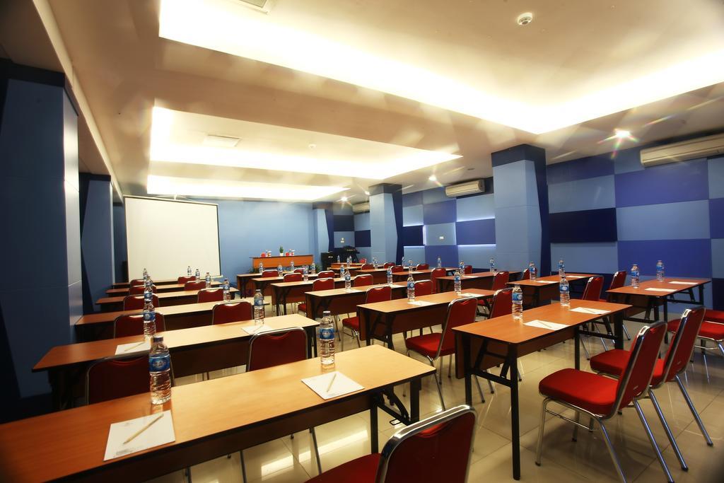Sinar Sport Hotel Bengkulu Exterior foto