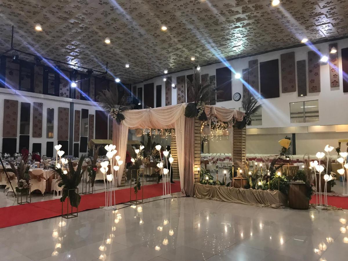 Sinar Sport Hotel Bengkulu Exterior foto