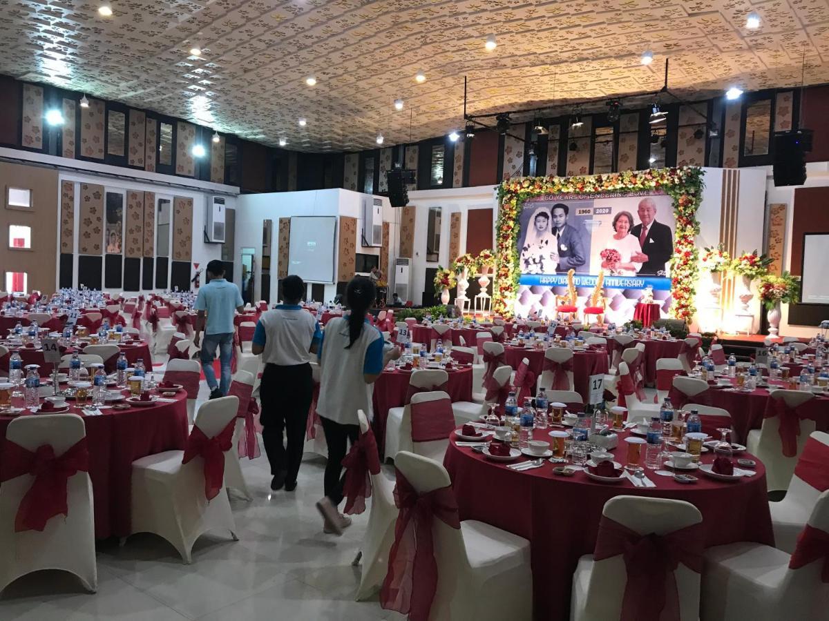 Sinar Sport Hotel Bengkulu Exterior foto